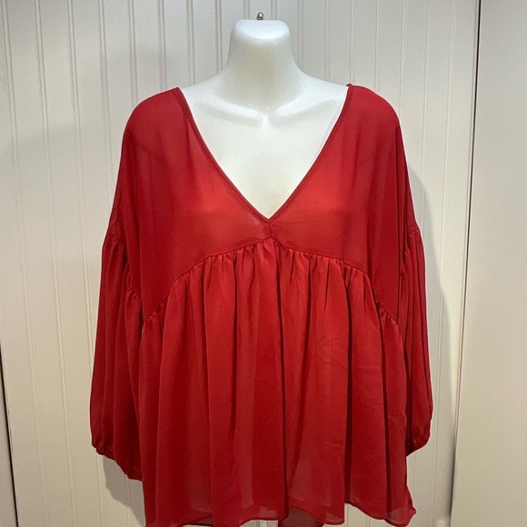 Umgee Deep V-Neck Red Balloon Sleeve Babydoll Top.  Size Small. - Picture 2 of 10